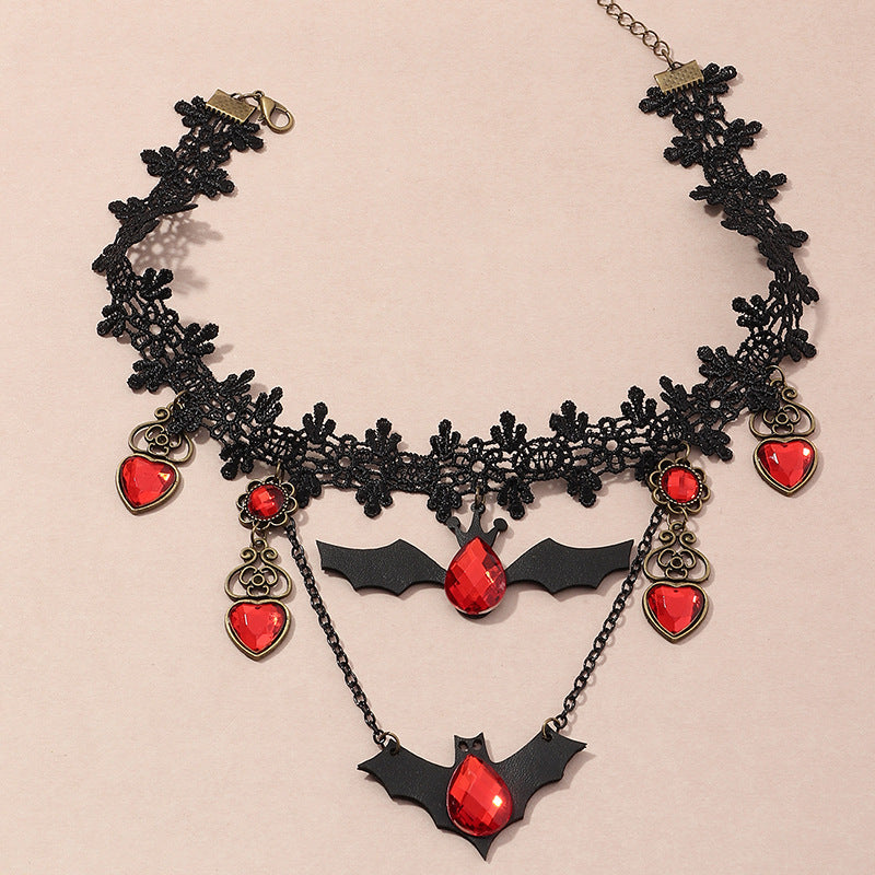 Collier chauve-souris en dentelle, Halloween