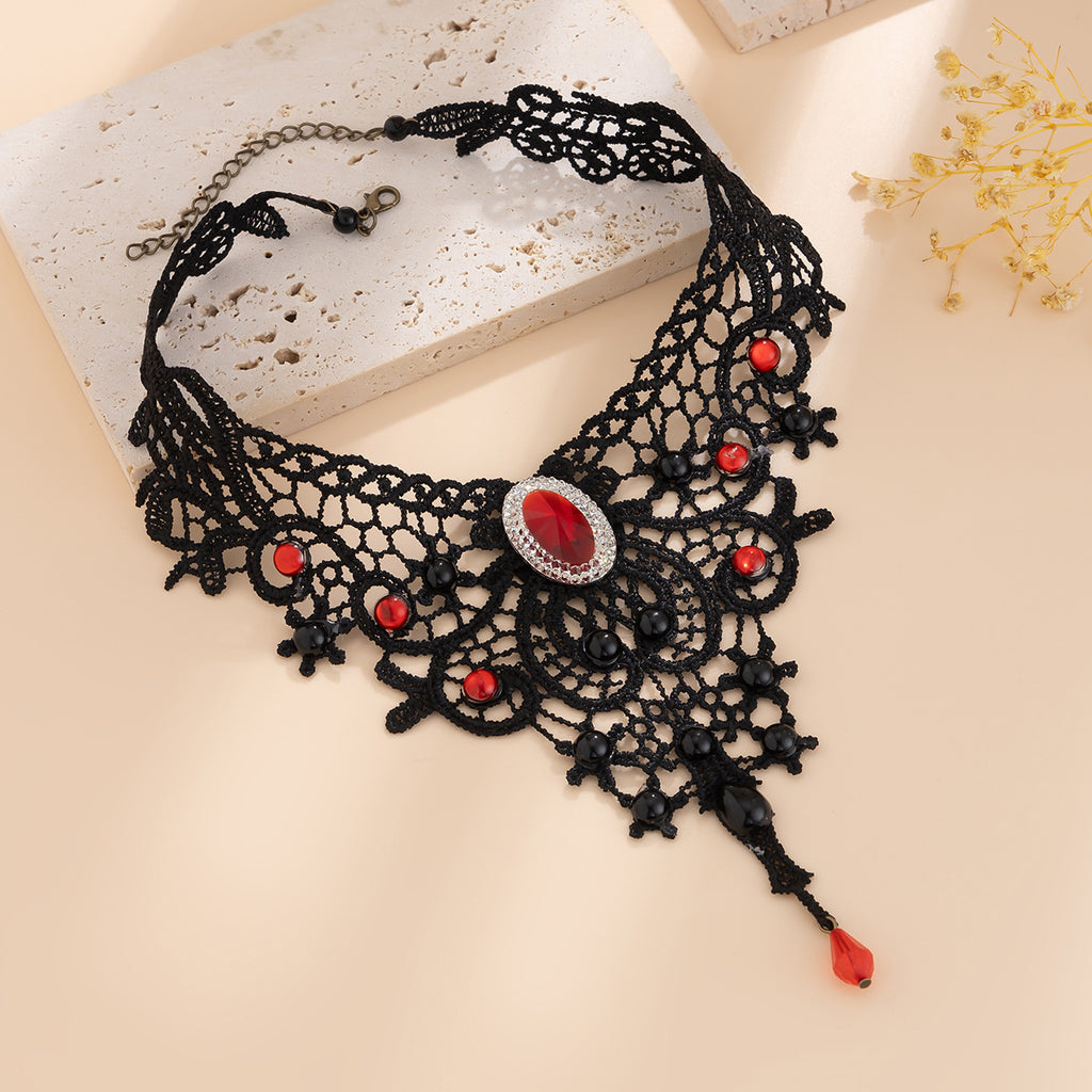 Collier ras-de-cou gothique, Halloween